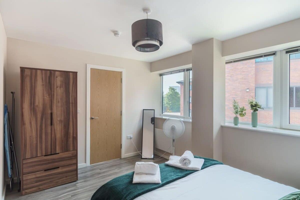 Amazing 1 Bed Apartment In Manchester - Sleeps 2 エクステリア 写真